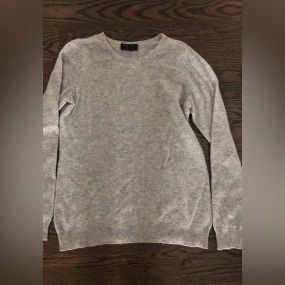 Cashmere sweater - Picture 1 of 3